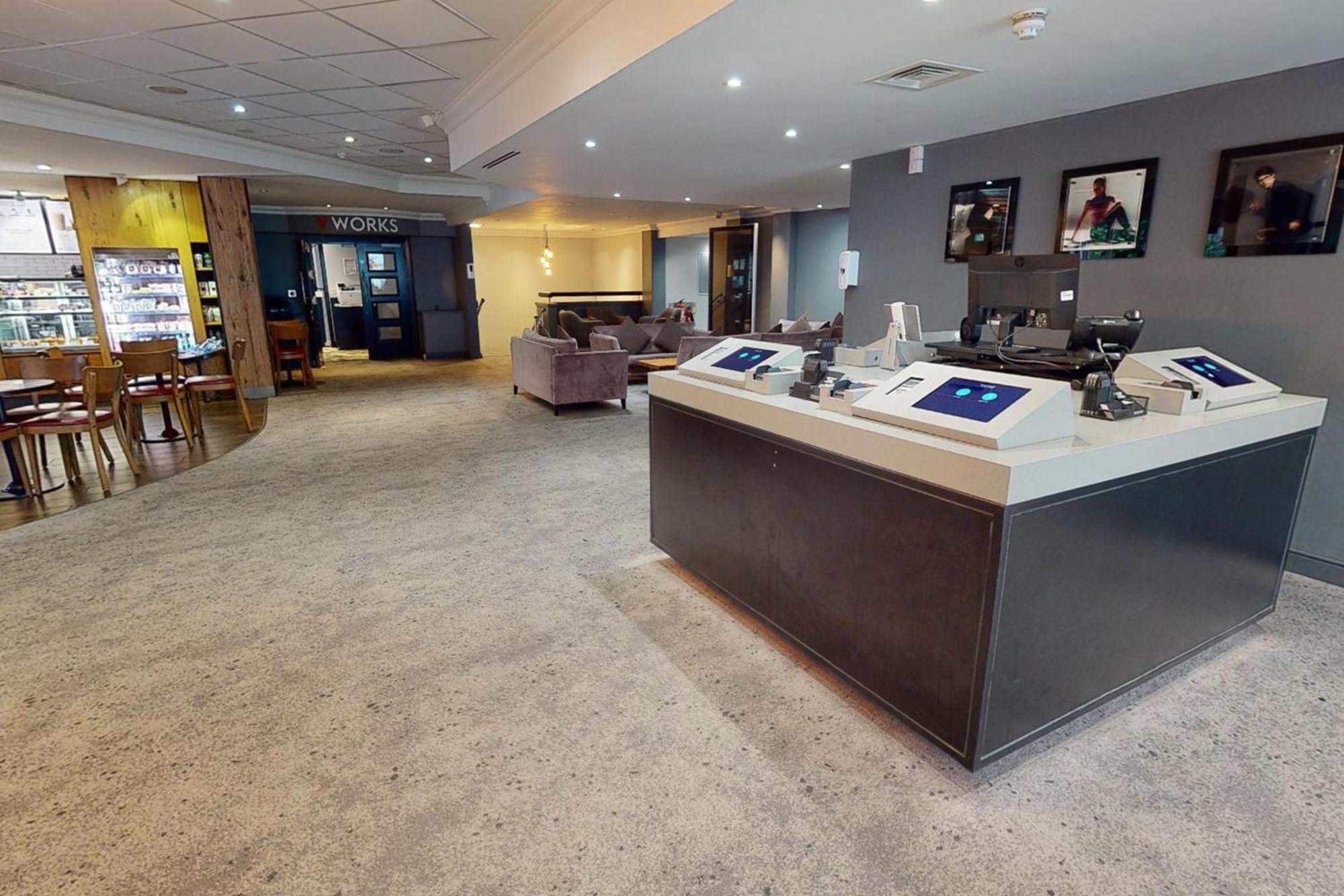 Village Hotel 4*