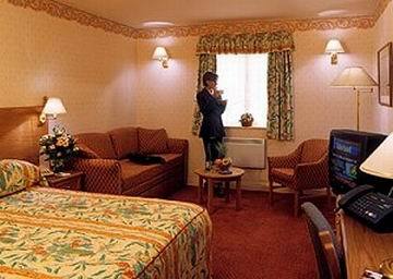 Hotel Village 4*