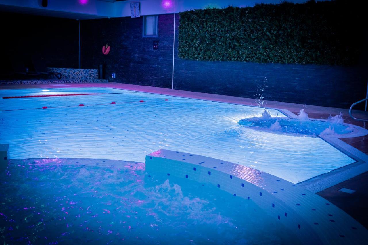 Village 4* Cardiff